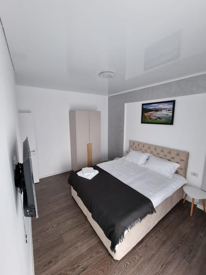 Apartamente Azra Нэводари Экстерьер фото